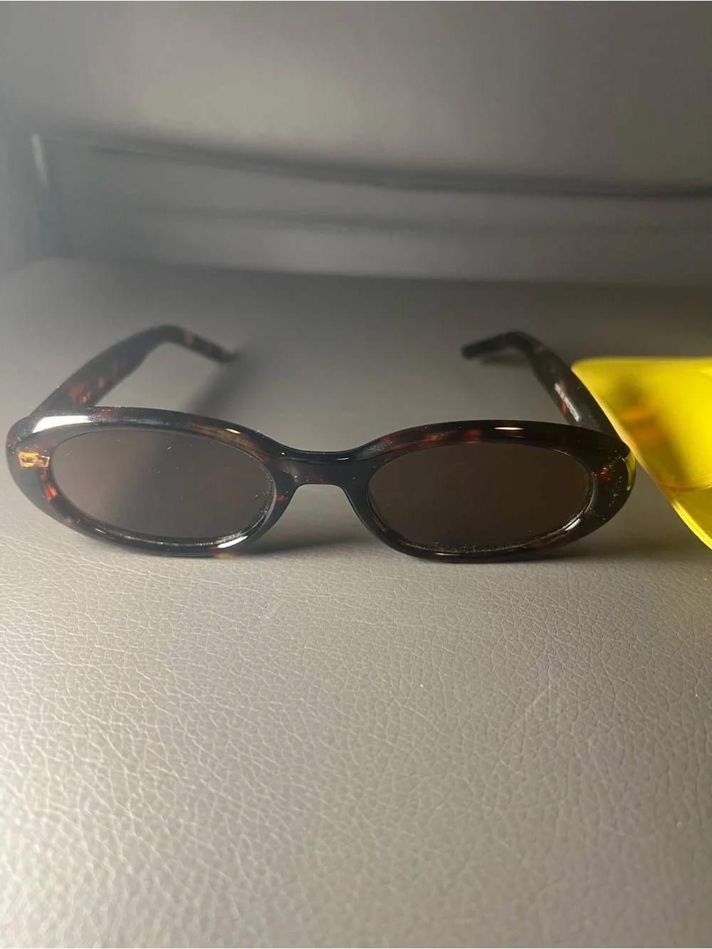 Brown Tortoise shell Oval Sunglasses